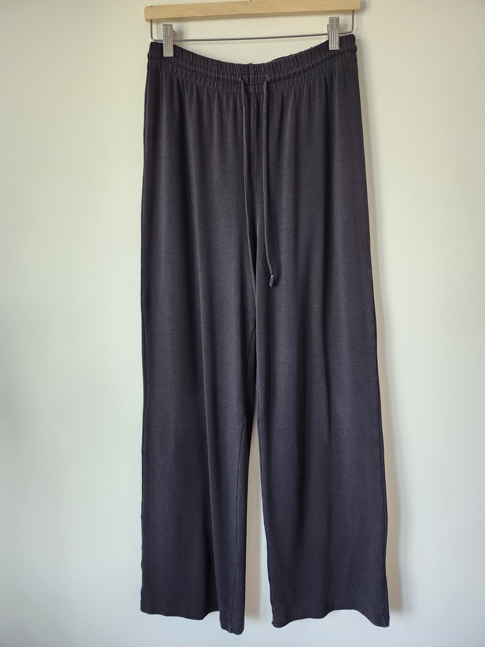 ARITZIA WILFRED Black Wide-Leg Drawstring Pants - Picture 2 of 7